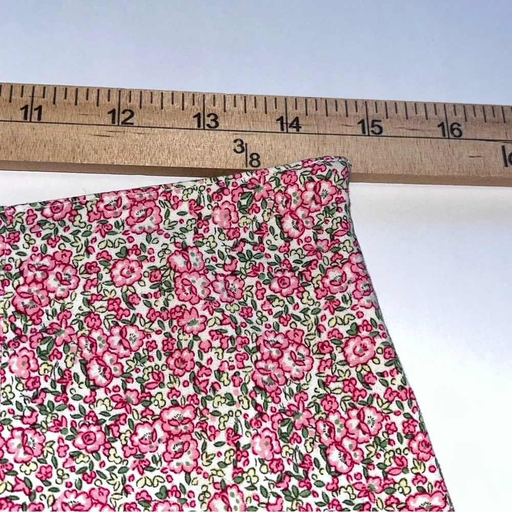 American Eagle Outfitters Size 2 Floral Pattern Skirt with Ruffle‎ Trim